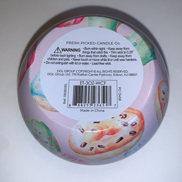 🍩 Donut Soy Candle w Decorative Tin Fresh Picked - Picture 2 of 9